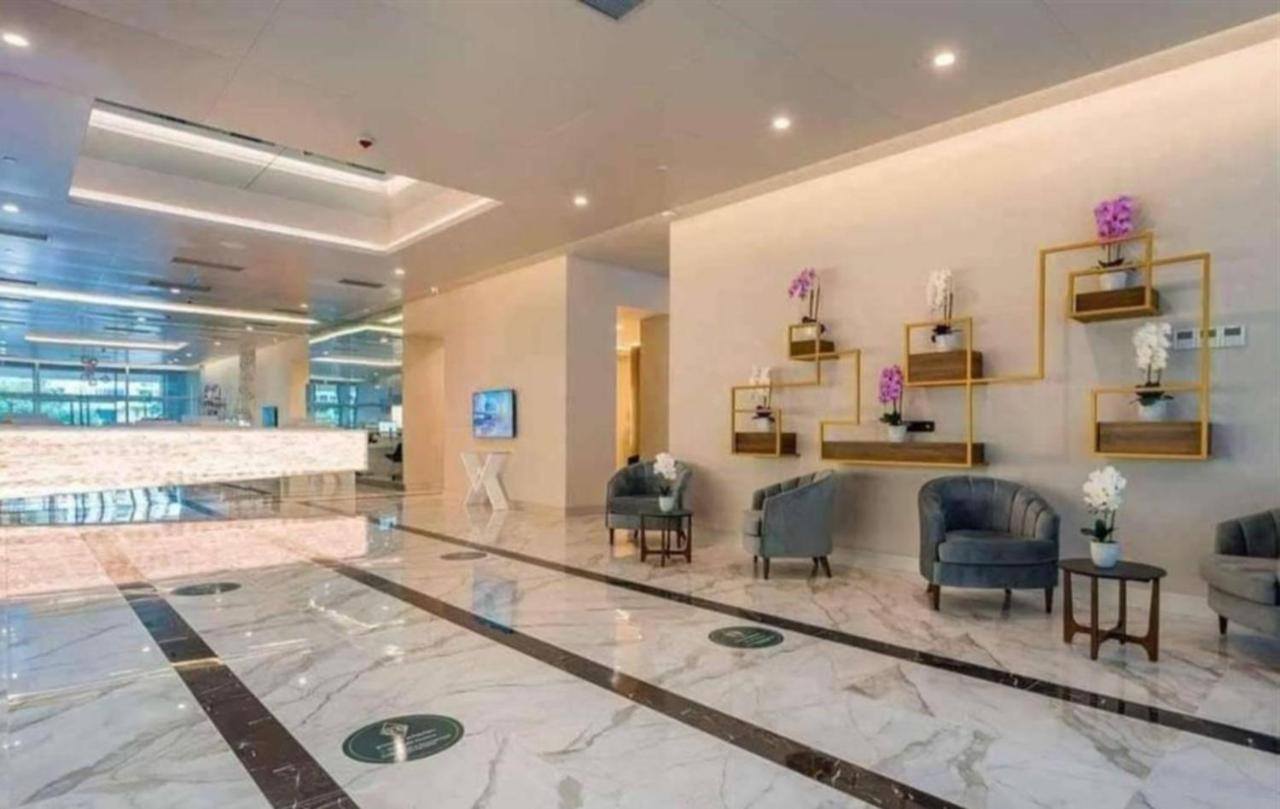 Batumi City Aparthotel Esterno foto