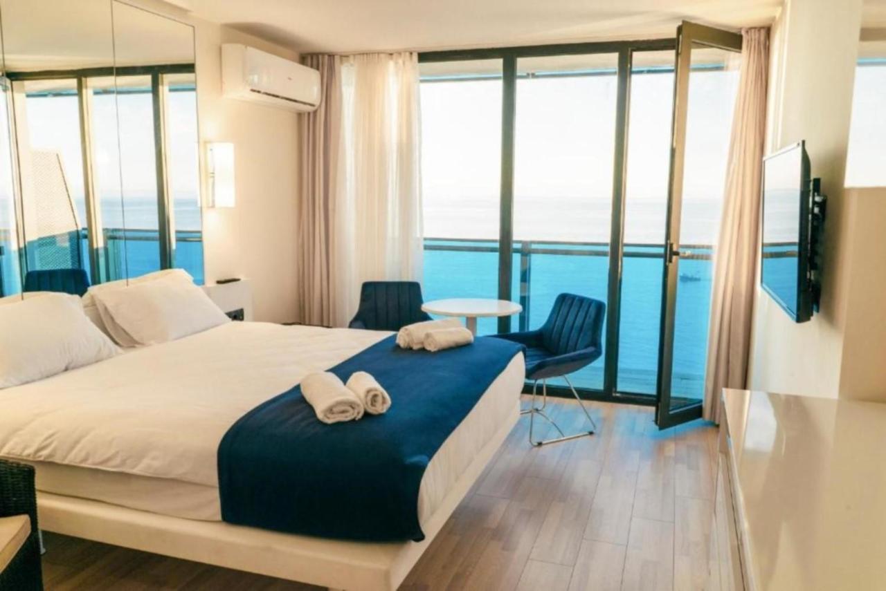 Batumi City Aparthotel Esterno foto
