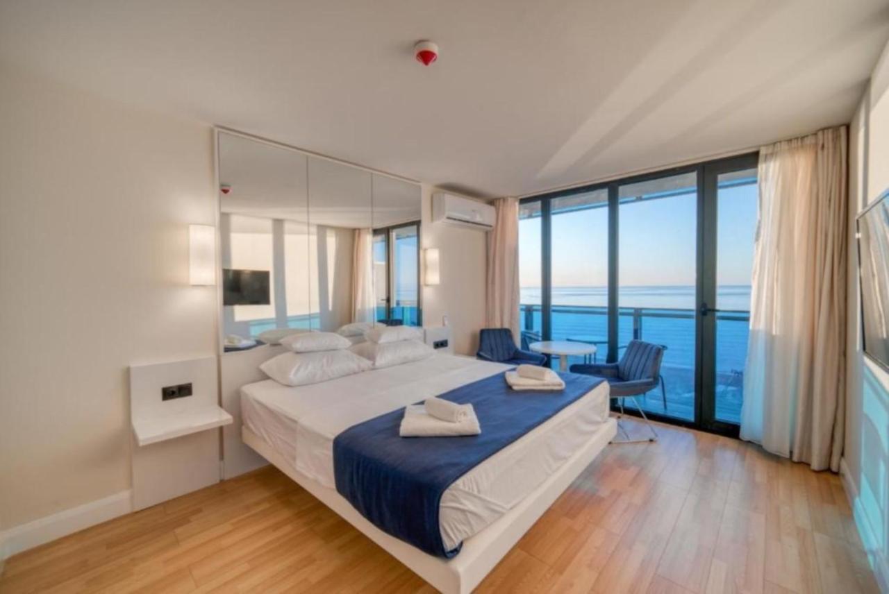 Batumi City Aparthotel Esterno foto