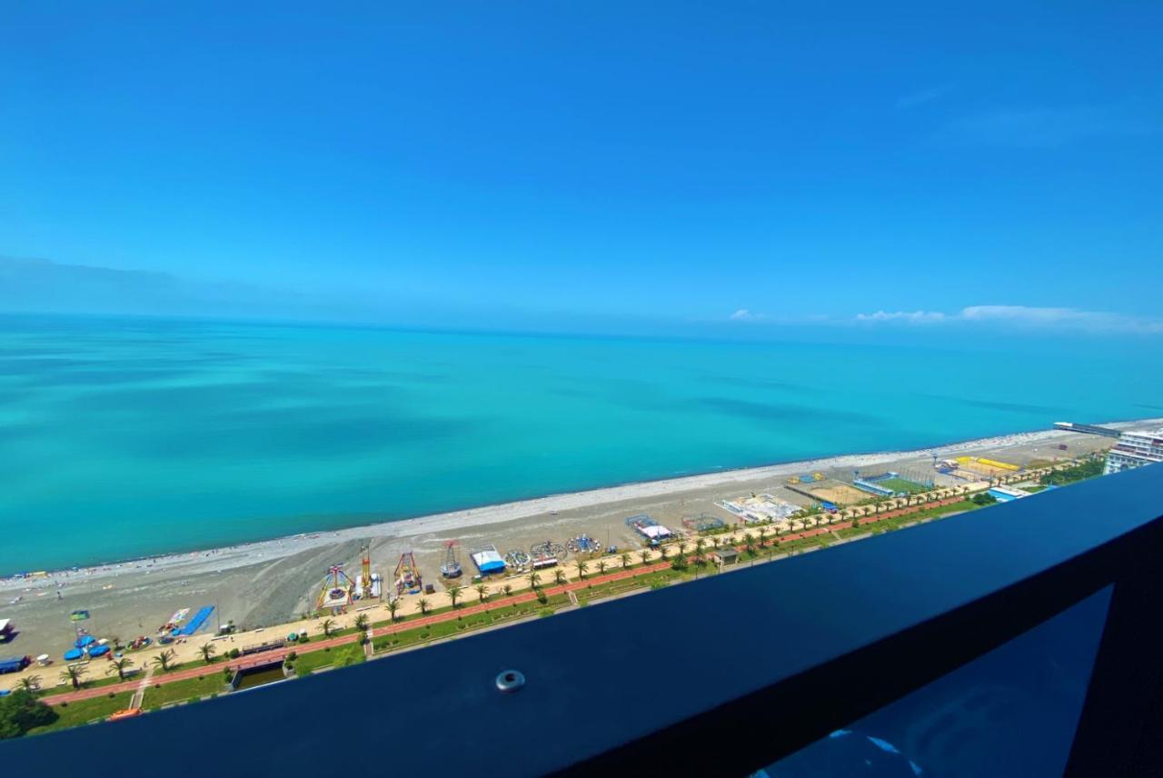 Batumi City Aparthotel Esterno foto