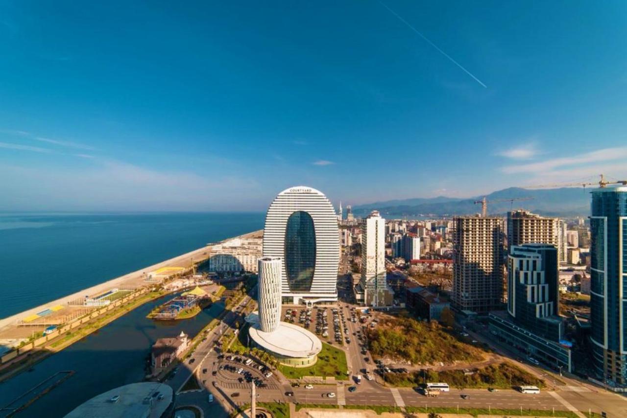 Batumi City Aparthotel Esterno foto